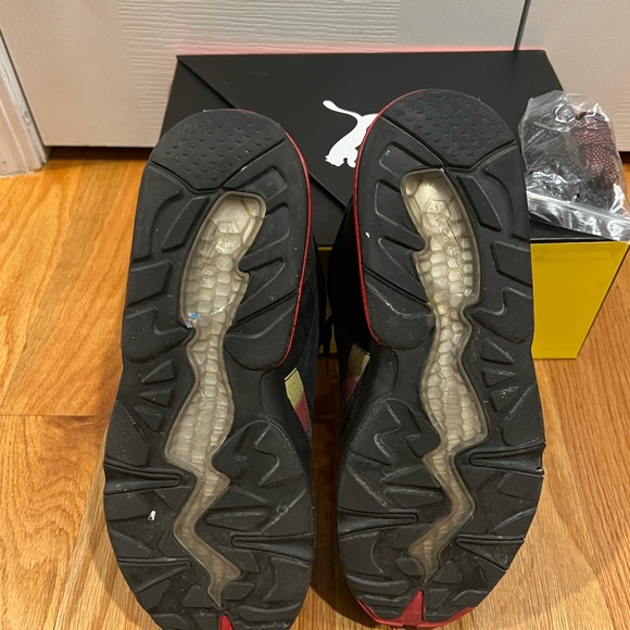 Puma - Picture 3 of 7